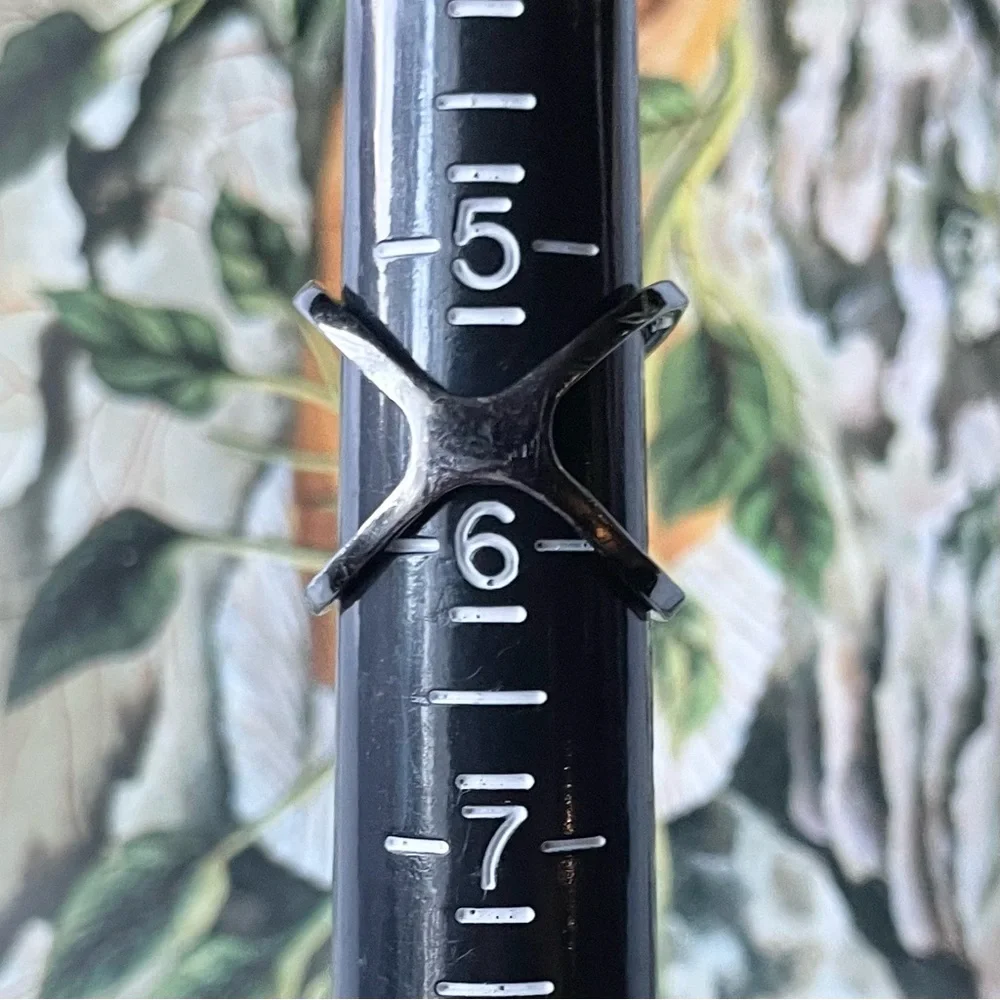 Crossed Sterling Silver Ring with Faceted Blue Crystals gunmetal 925 - Picture 7 of 7